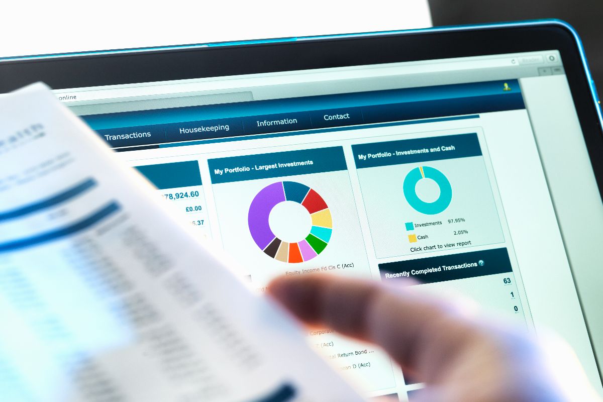 6 Ways Accounting Software Helps with Risk Management